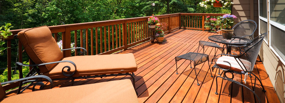 deck staining vancouver